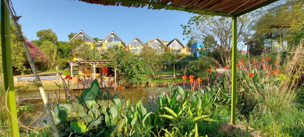 Yellow Haven Lodge كامبالا المظهر الخارجي الصورة