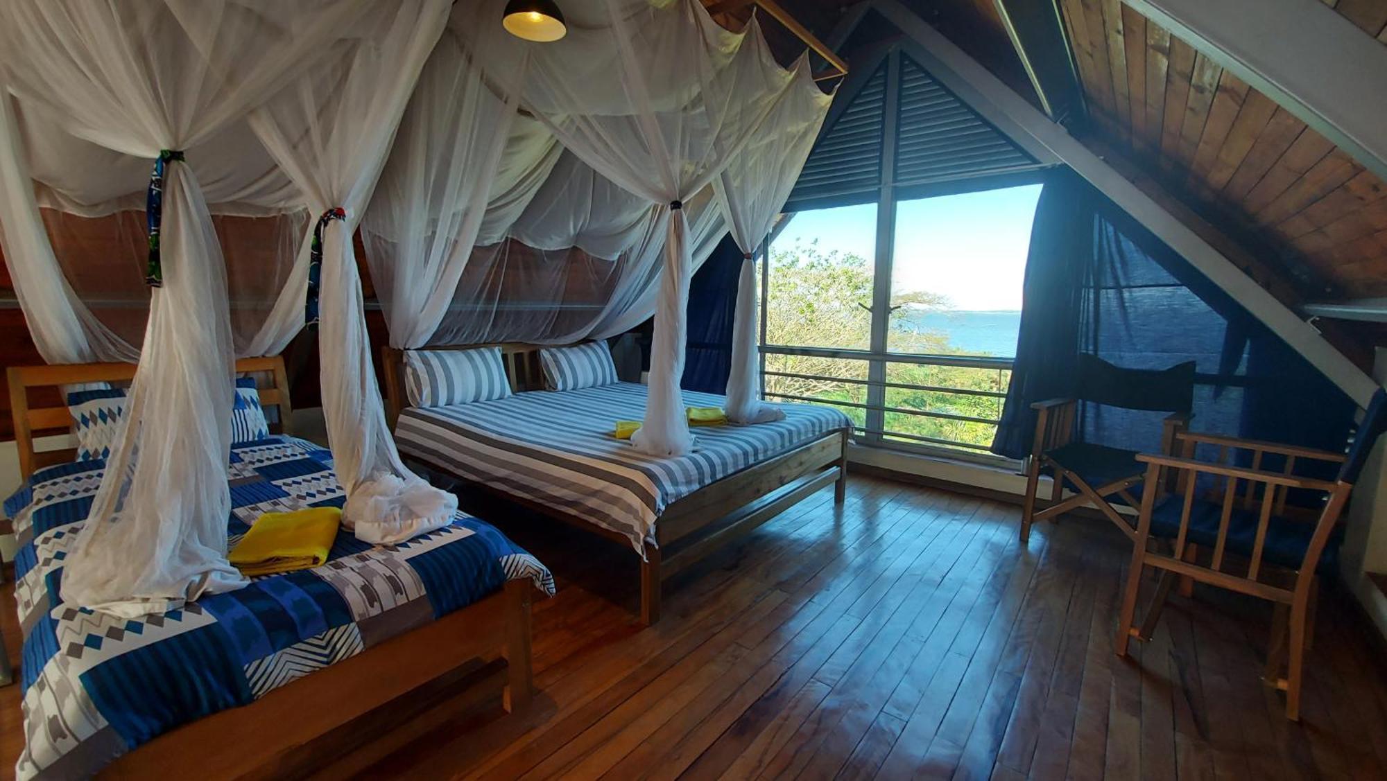 Yellow Haven Lodge كامبالا الغرفة الصورة