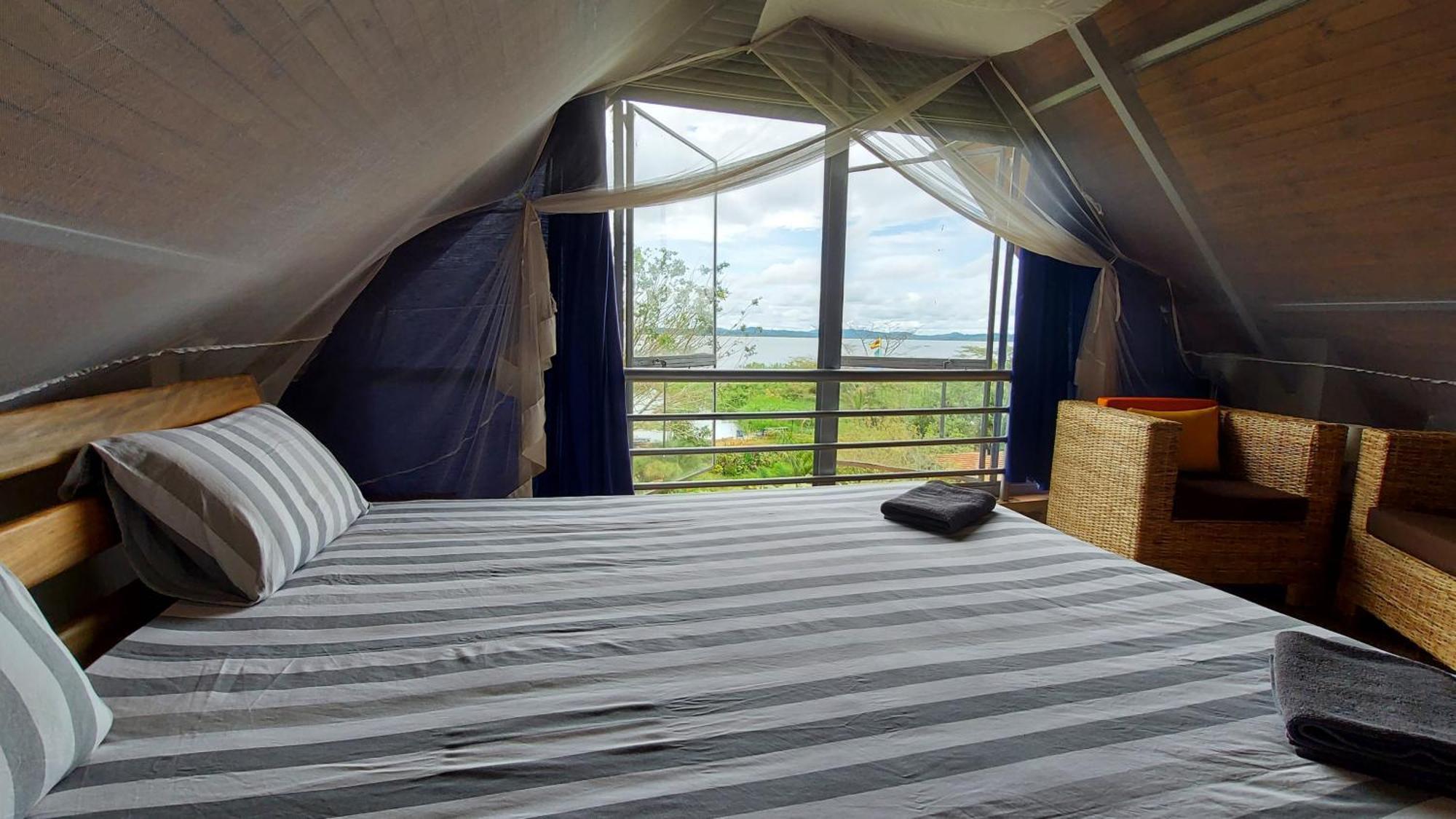 Yellow Haven Lodge كامبالا الغرفة الصورة